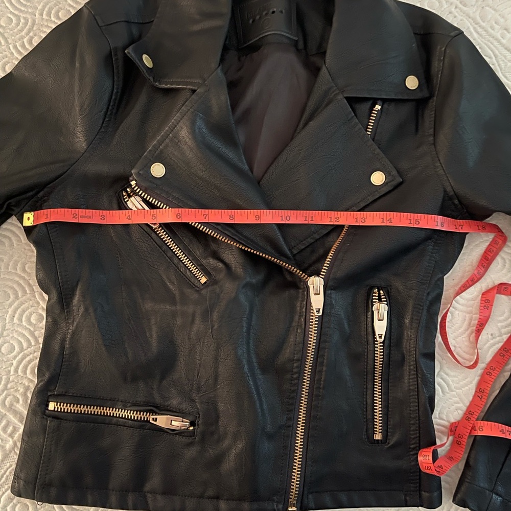 NWOT BlankNYC Faux Leather Jacket - Picture 9 of 9